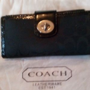 COACH Wallet - Black